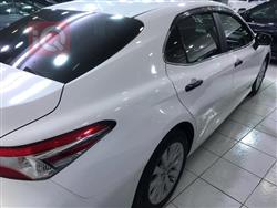 تۆیۆتا کامری